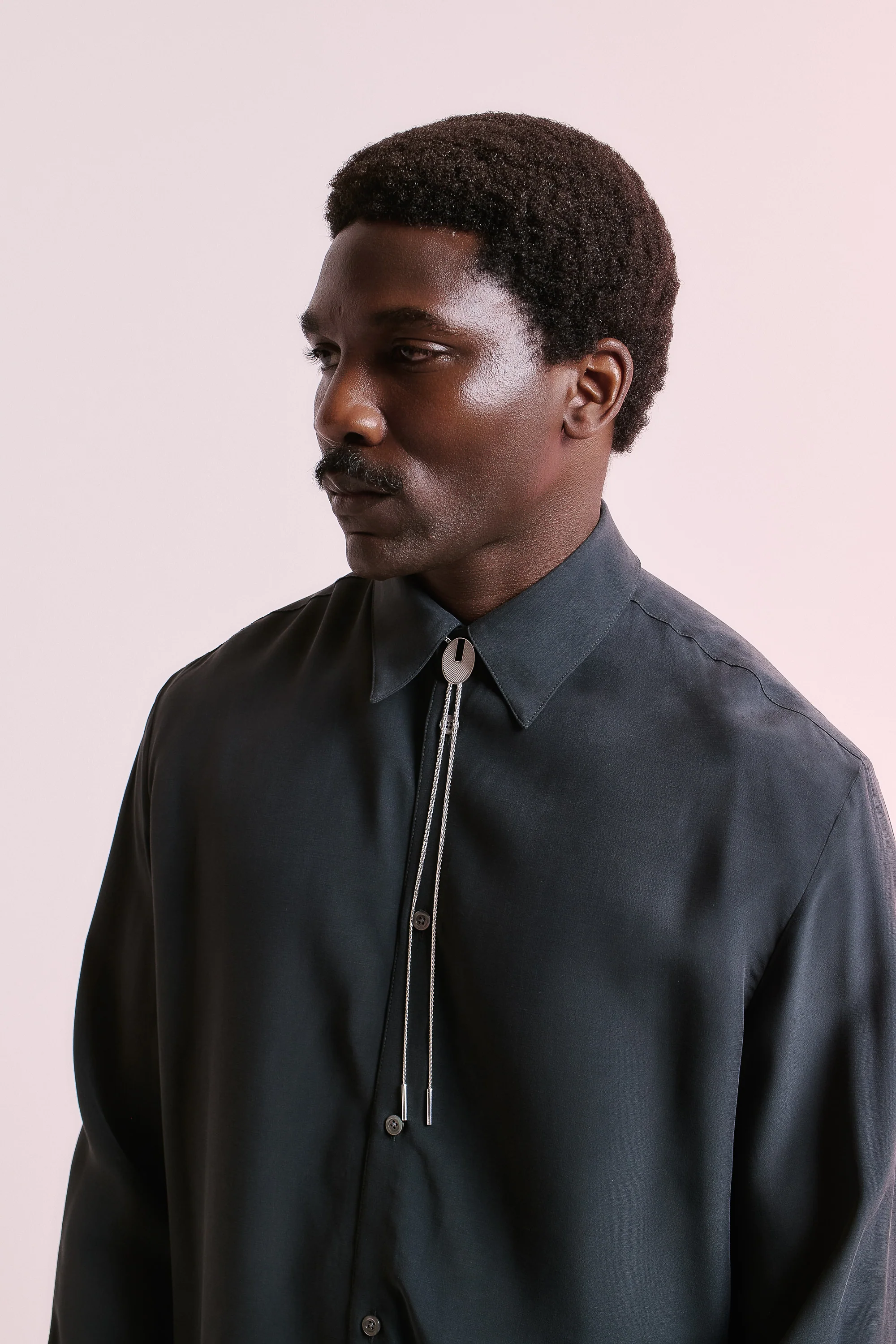BOLO TIE NECKLACE - Image 4