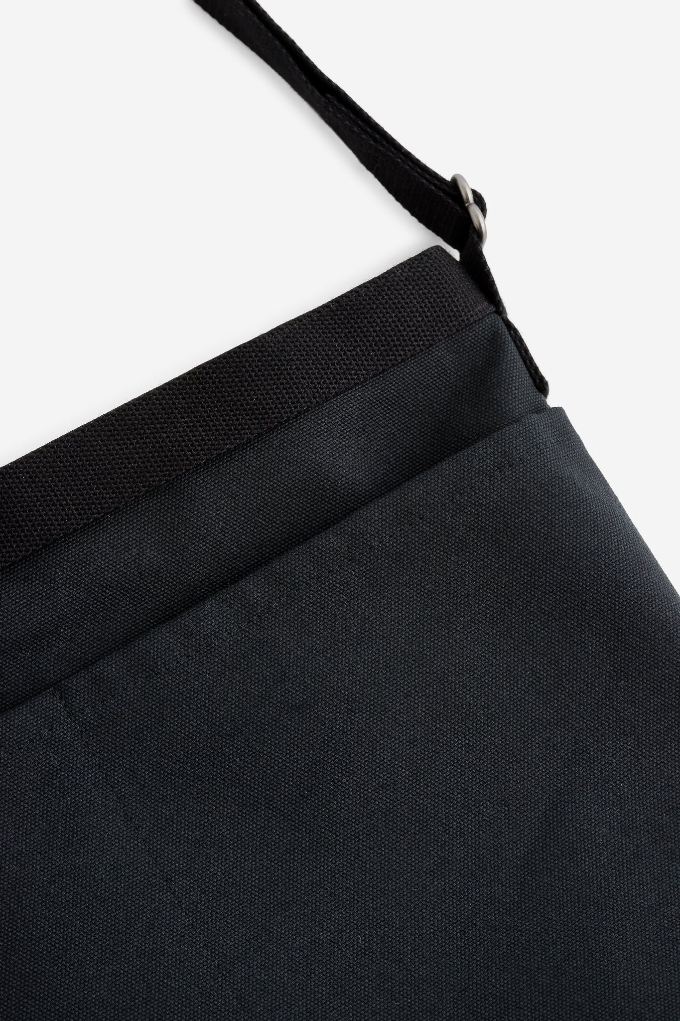 ESSENTIAL BAG - Image 8