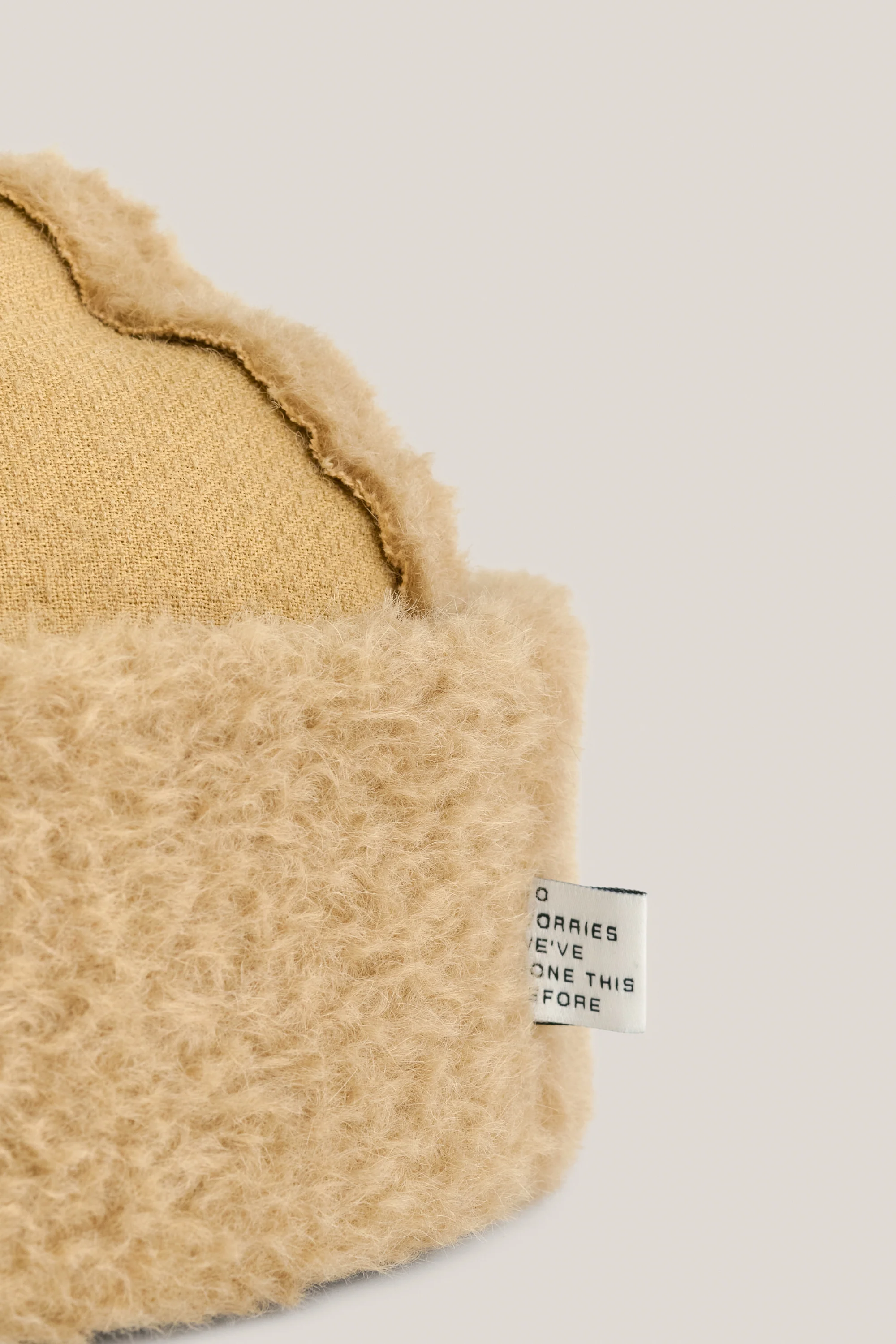 FEI FURRY HAT - Image 3