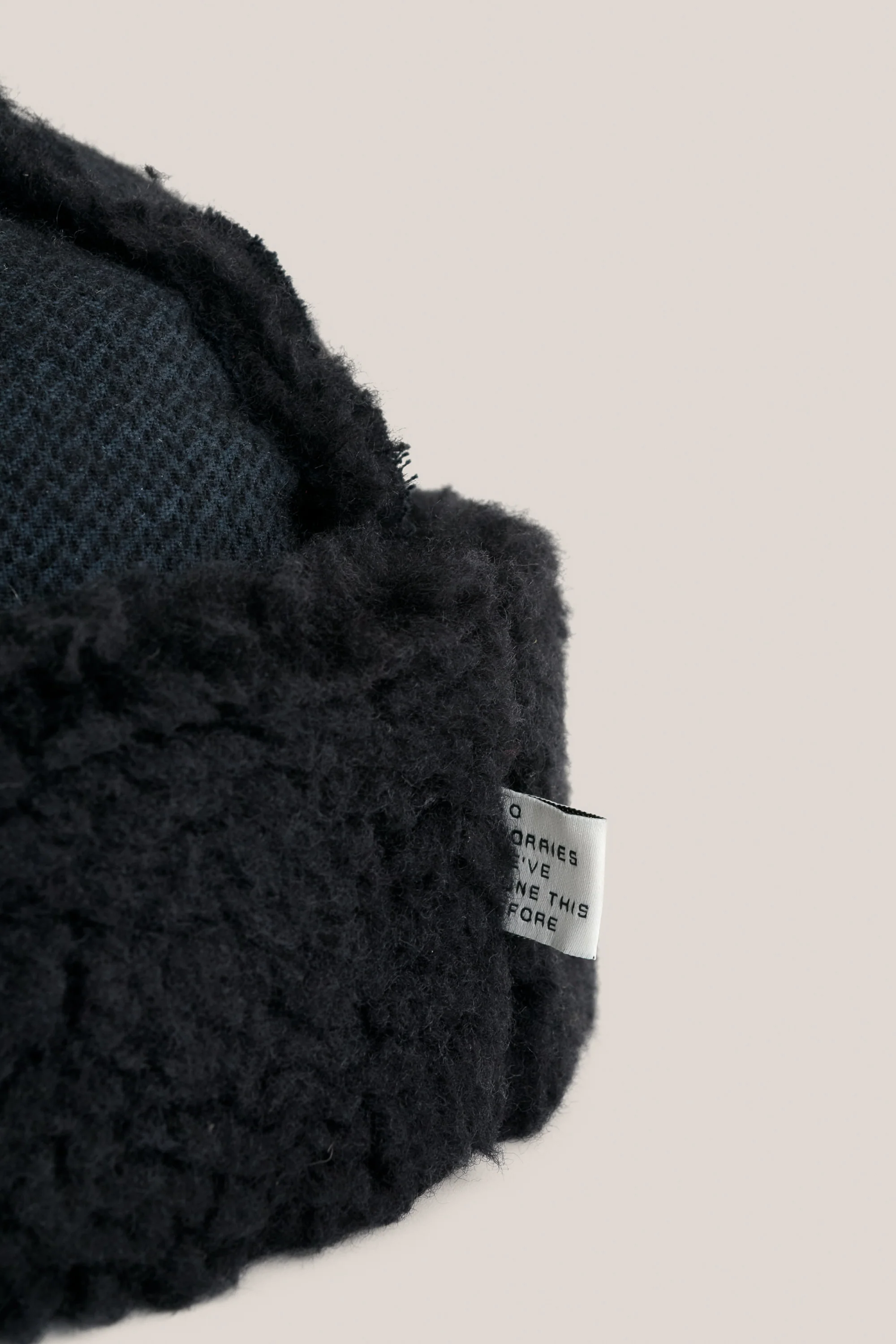 FEI FURRY HAT - Image 4