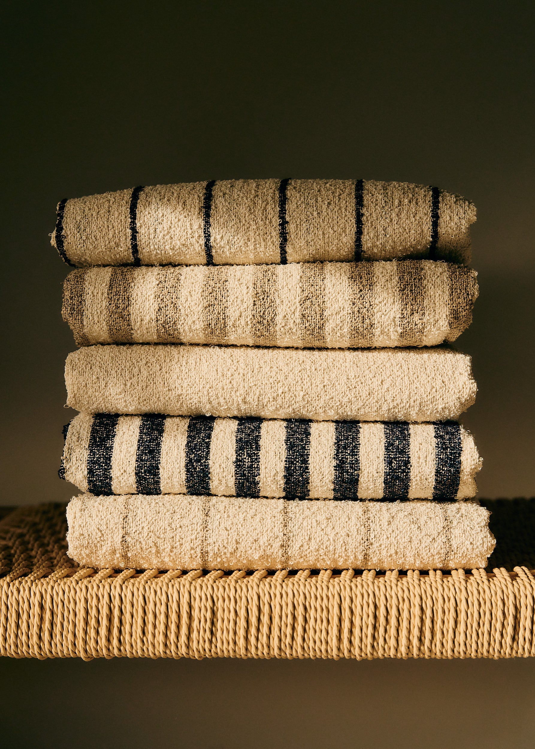 LINEN TOWEL - Image 3