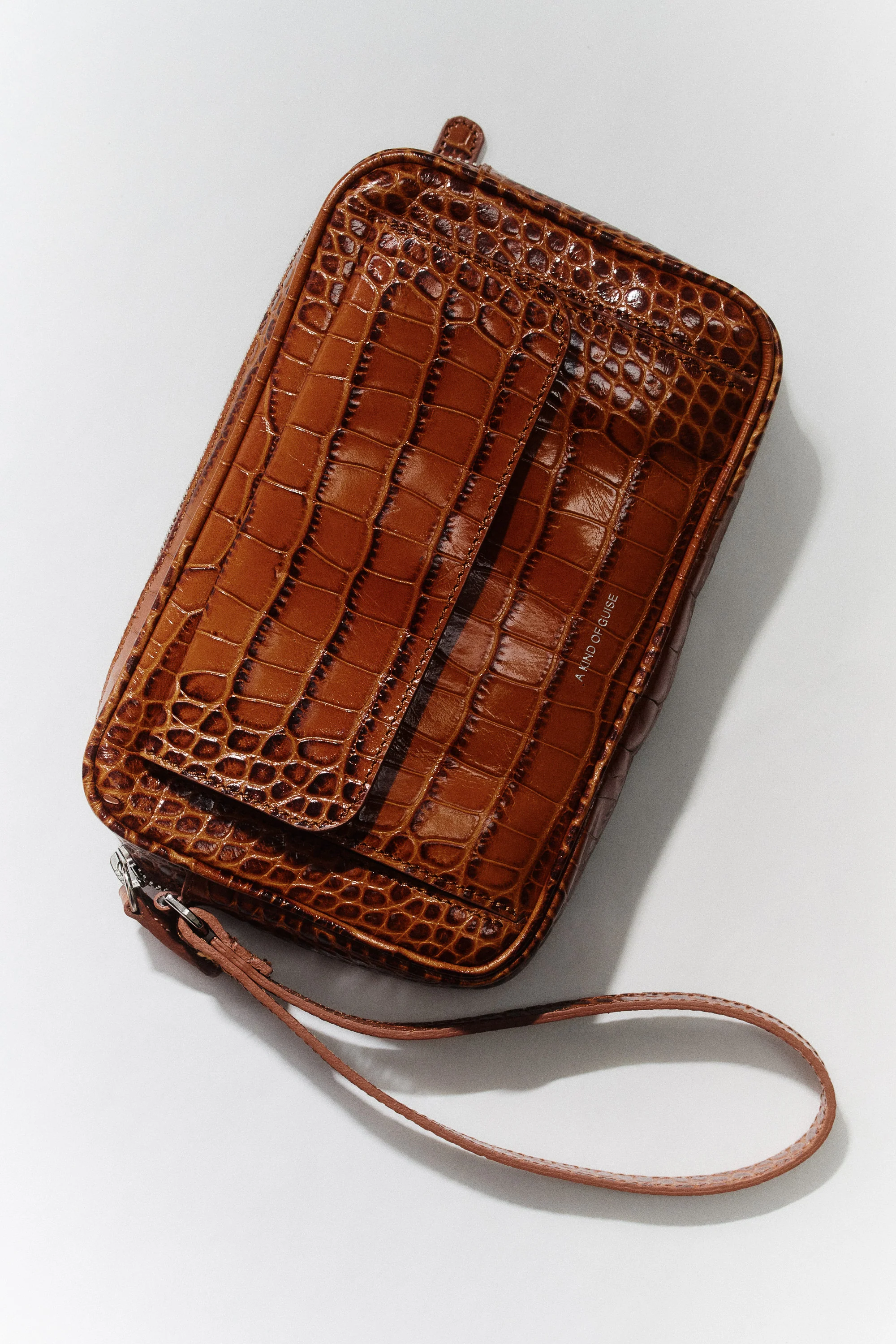 LEATHER POUCH - Image 4