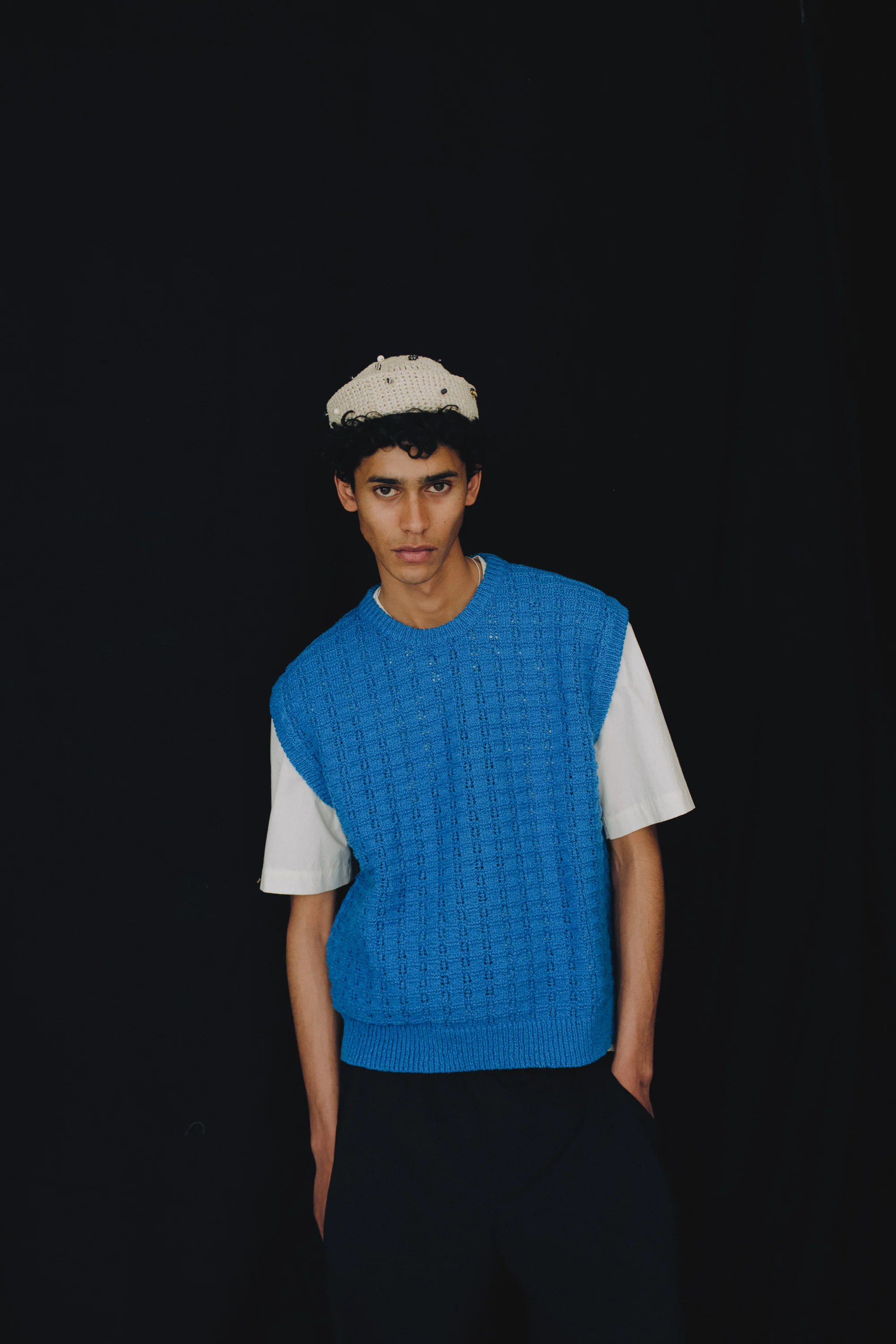 TEMBE KNIT VEST