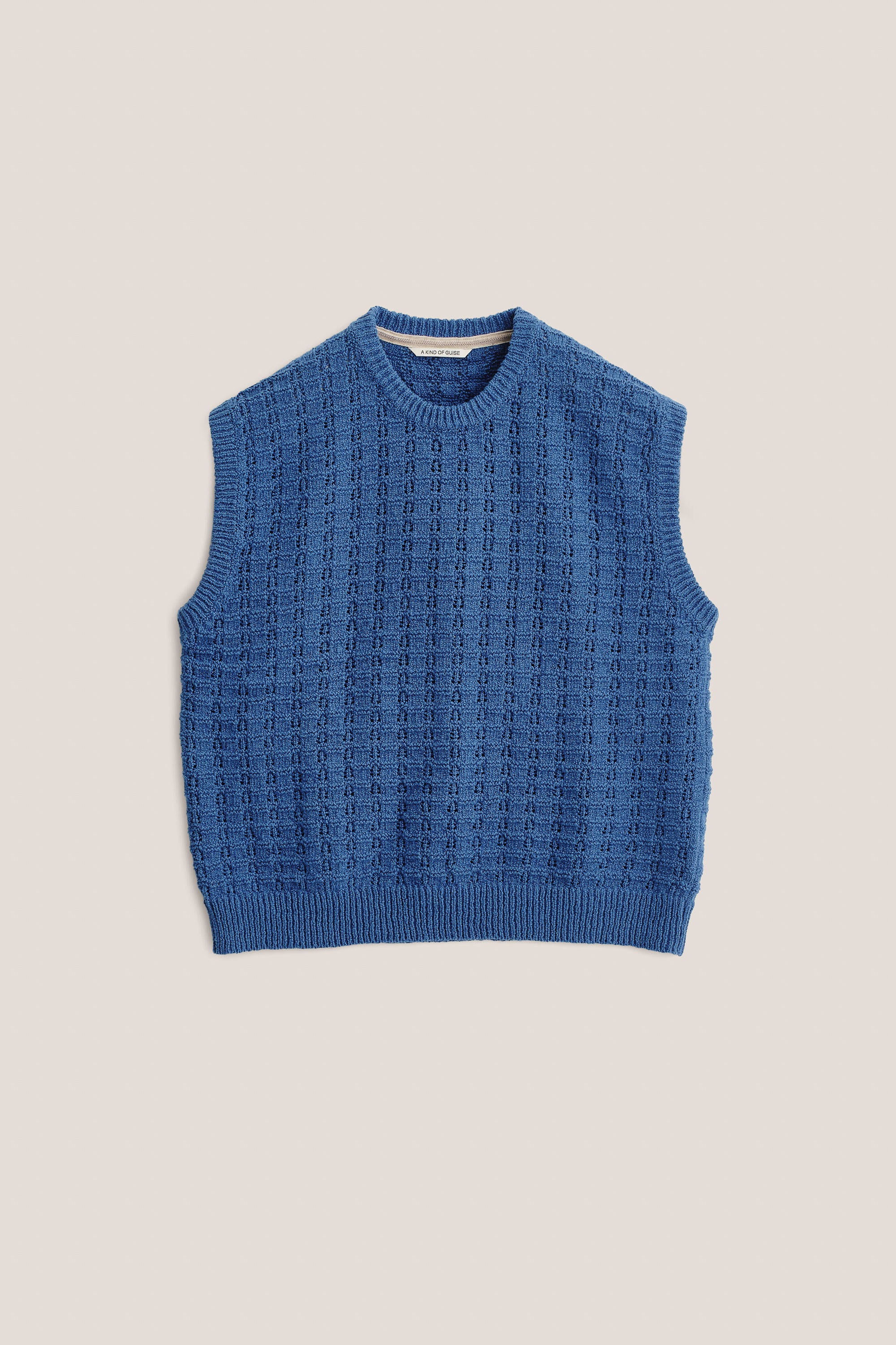 TEMBE KNIT VEST - Image 2