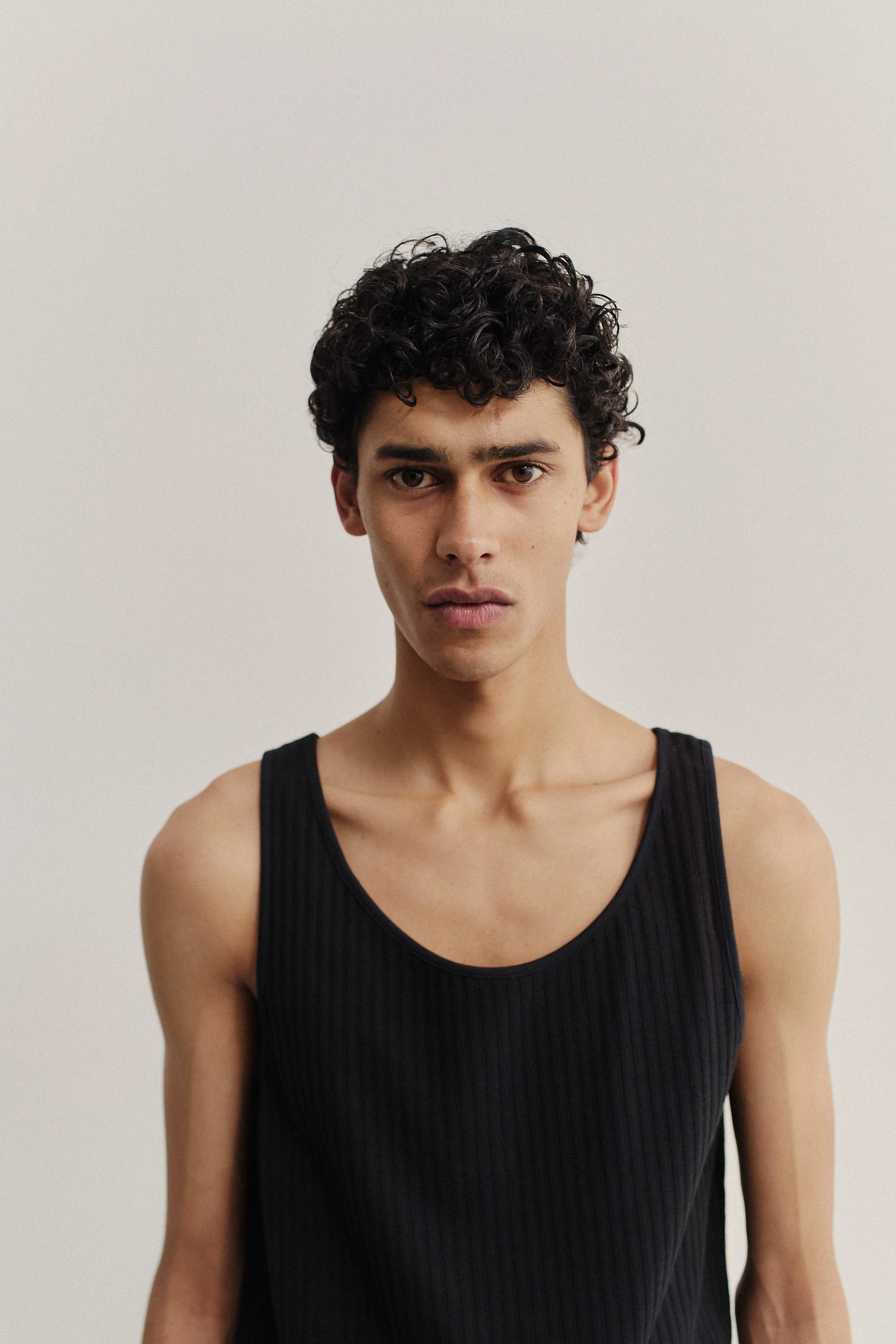 TOMASO TANKTOP - Image 4