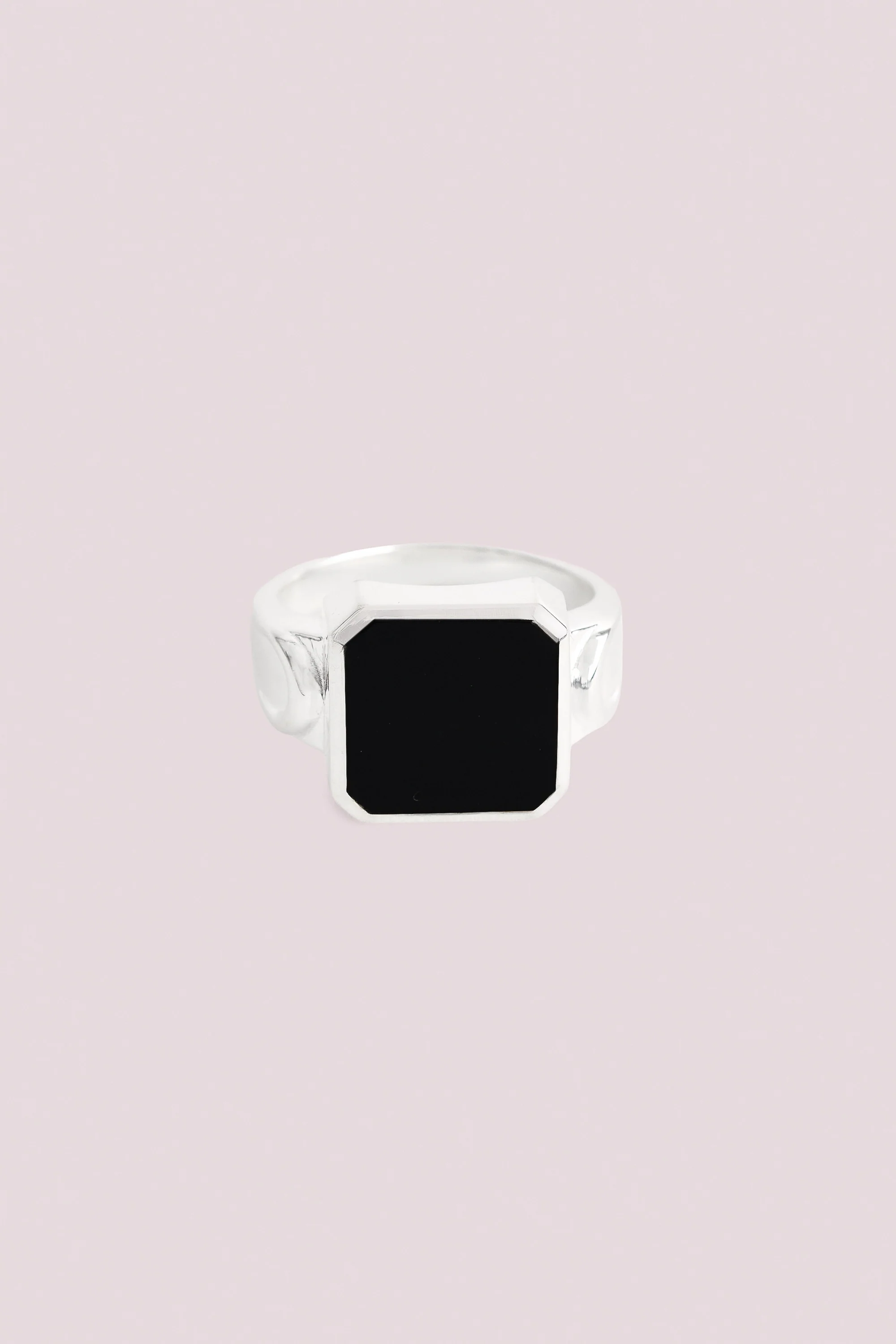 LEGACY SIGNET RING